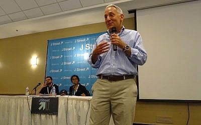 Eric Fingerhut, the president of Hillel International, speaking at J Street U’s three-day summer leadership institute at a conference center in Chevy Chase, Maryland, August 17, 2015. (Melissa Apter/JTA)
