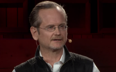 Lawrence Lessig giving a TED talk (screen capture via Youtube)