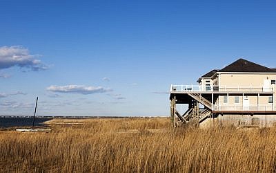 Illustrative photo of the Hamptons, Long Island, NY Shutterstock)