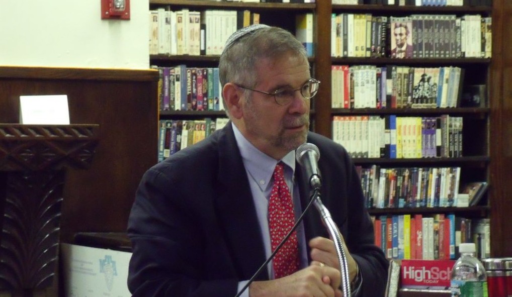 Dr. Michael Berenbaum, Holocaust scholar and two-time Academy Award winner, speaking at the Yeshiva University High School for Boys. (Names, Not Numbers) Dr. Michael Berenbaum, Holocaust scholar and two-time Academy Award winner, speaking at the Yeshiva University High School for Boys. (Names, Not Numbers)