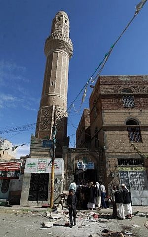 The Balili mosque in the capital Sanaa, following an explosion on September 24, 2015 on the first day of Eid al-Adha, the Feast of the Sacrifice. (Photo: AFP Photo / Mohammed Huwais)