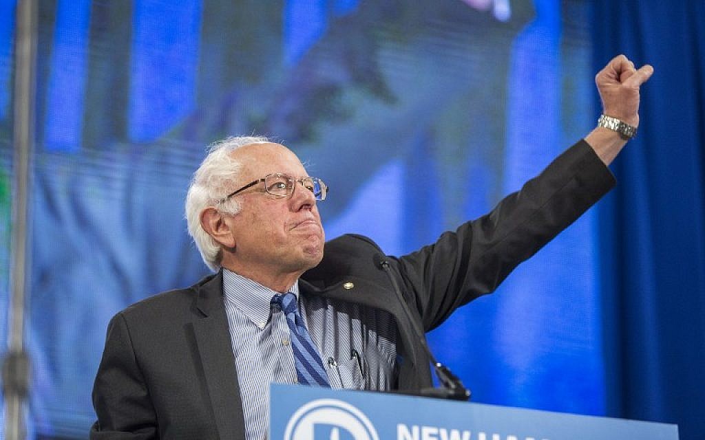 Democratic presidential contender Sen. Bernie Sanders (I-Vermont) on stage during the New Hampshire Democratic Party State Convention on September 19, 2015 in Manchester, New Hampshire. (Scott Eisen/Getty Images/AFP) Democratic presidential contender Sen. Bernie Sanders (I-Vermont) on stage during the New Hampshire Democratic Party State Convention on September 19, 2015 in Manchester, New Hampshire. (Scott Eisen/Getty Images/AFP)