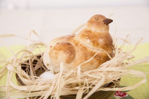 The Bird Challah for Yom Kippur, baked in 18th century Ukraine where life could be harsh for Jews, reflecting a promise in Isaiah that just as a bird can fly loose from its captors, so too would Jews from their foes (