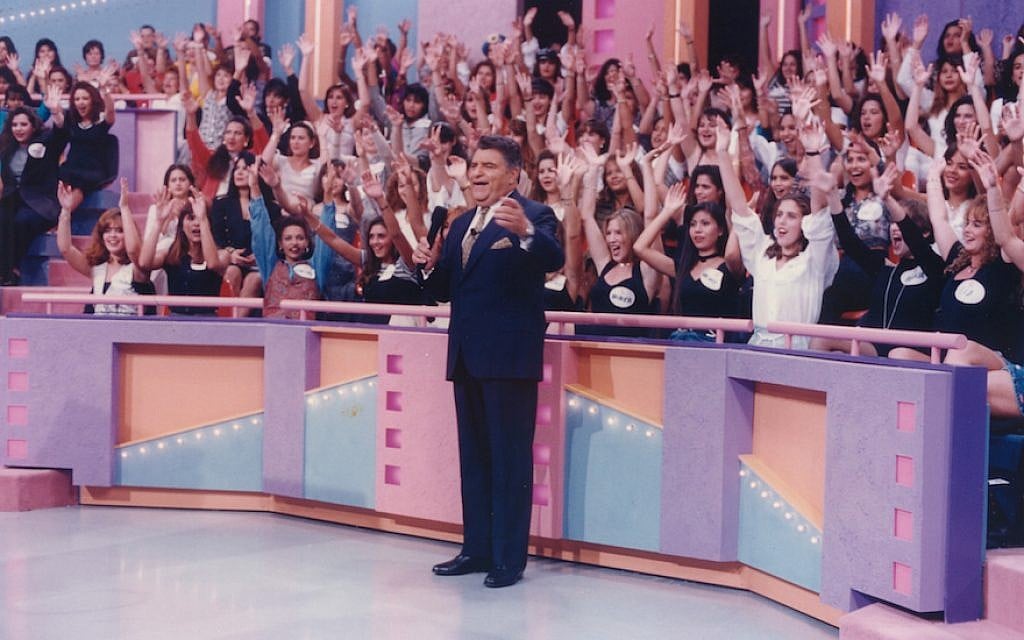 Don Francisco — born Mario Luis Kreutzberger Blumenfeld — in front of a live audience on his record-making show, “Sabado Gigante,” in the 1990s. (Courtesy of Univision/JTA) Don Francisco — born Mario Luis Kreutzberger Blumenfeld — in front of a live audience on his record-making show, “Sabado Gigante,” in the 1990s. (Courtesy of Univision/JTA)