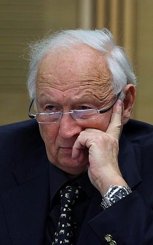 Former Supreme Court Judge Mishael Cheshin at the Knesset in Jerusalem, January 04, 2011. (Kobi Gideon/FLASH90) 