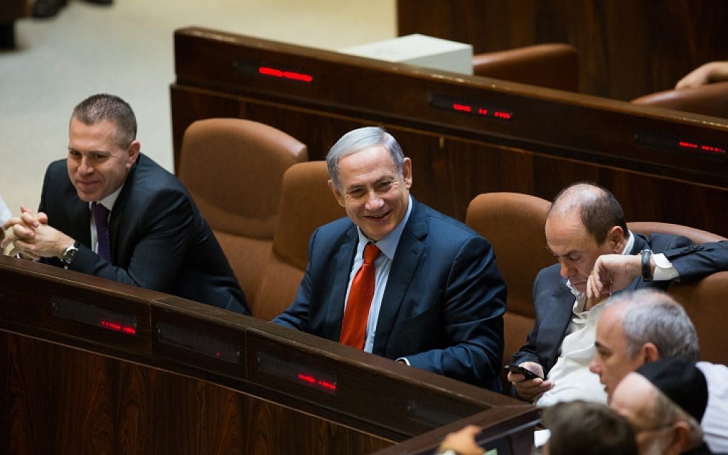 Prime Minister Benjamin Netanyahu seen during a plenum session and vote on the reform of Israel's natural gas sector in the assembly hall of the Israeli parliament in Jerusalem on September 7, 2015. (Yonatan Sindel/Flash90)