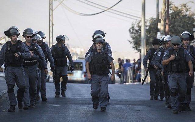 Police in East Jerusalem on September 18, 2015 (Hadas Parush/Flash90) Police in East Jerusalem on September 18, 2015 (Hadas Parush/Flash90)