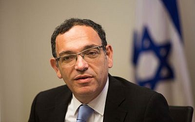 Shai Piron speaks during a Yesh Atid party meeting at the Knesset on August 2, 2015. (Yonatan Sindel/Flash90) Shai Piron speaks during a Yesh Atid party meeting at the Knesset on August 2, 2015. (Yonatan Sindel/Flash90)