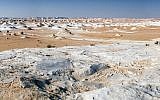The White Desert between Farafra and Bahariya in western Egypt. (Nomo/Michael Hoefner/Wikimedia Creative Commons)