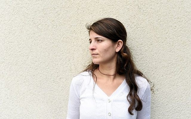Jinan, 18, an Iraqi Yazidi, survivor of the Islamic State jihadist group and co-writer of a book detailing her experience poses on August 31, 2015, in Paris. (Alain Jocard/AFP) Jinan, 18, an Iraqi Yazidi, survivor of the Islamic State jihadist group and co-writer of a book detailing her experience poses on August 31, 2015, in Paris. (Alain Jocard/AFP)
