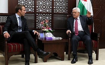 Palestinian Authority President Mahmoud Abbas (R) meets with French Economy Minister Emmanuel Macron (L) in the West Bank city of Ramallah on September 7, 2015. (AFP/ ABBAS MOMANI) Palestinian Authority President Mahmoud Abbas (R) meets with French Economy Minister Emmanuel Macron (L) in the West Bank city of Ramallah on September 7, 2015. (AFP/ ABBAS MOMANI)