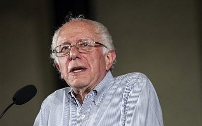 In this August 23, 2015 file photo, Democratic presidential candidate Senator Bernie Sanders speaks in Salem, New Hampshire. (Cheryl Senter/ AP)