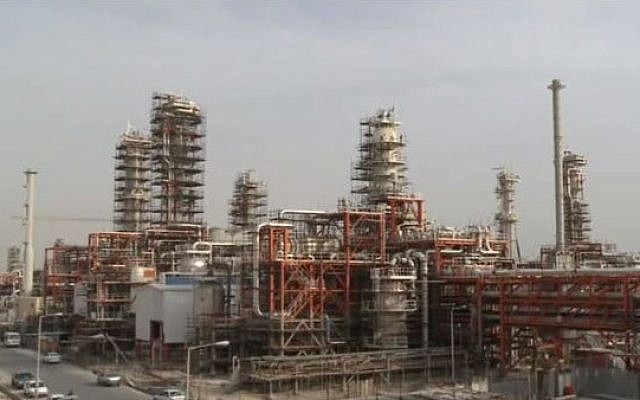 Iranian gas infrastructure in the South Pars field. (YouTube/Ministry of Petroleum of Iran)