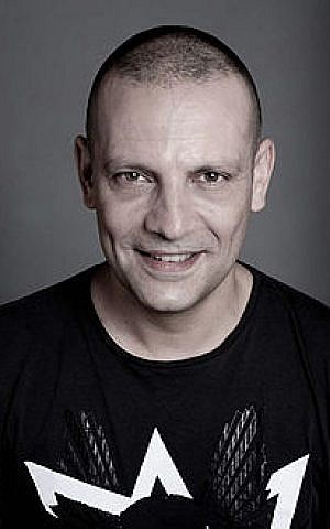 Dror Shaul, a filmmaker known for his cult classic, 'xxGRandmother' and the award-winning 'Sweet Mud' (CC BY-SA 4.0) Dror Shaul, a filmmaker known for his cult classic, 'xxGRandmother' and the award-winning 'Sweet Mud' (CC BY-SA 4.0)