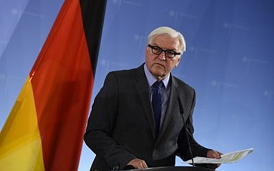 German Foreign Minister Frank-Walter Steinmeier addresses the media after talks in Berlin on October 15, 2015. (Tobias Schwarz/AFP)