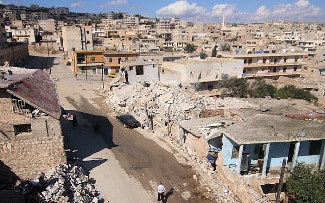 A general view shows damaged buildings in the town of Darat Azzah, west of the northern Syrian city of Aleppo, following reported bombings by government forces on October 7, 2015. (Fadi al Halabi/AFP/AMC) A general view shows damaged buildings in the town of Darat Azzah, west of the northern Syrian city of Aleppo, following reported bombings by government forces on October 7, 2015. (Fadi al Halabi/AFP/AMC)