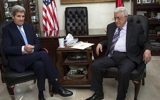 US Secretary of State John Kerry meets with PA President Mahmoud Abbas in Amman on October 24, 2015. (AFP/ POOL/CARLO ALLEGRI) US Secretary of State John Kerry meets with PA President Mahmoud Abbas in Amman on October 24, 2015. (AFP/ POOL/CARLO ALLEGRI)