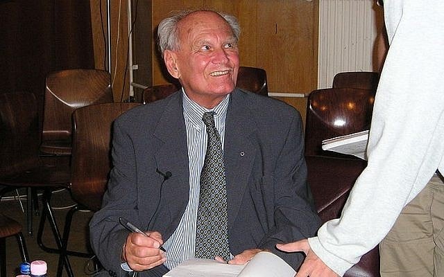 Former Hungarian president Arpad Goncz in 2005 (CC BY-SA Danmay, Wikimedia Commons) Former Hungarian president Arpad Goncz in 2005 (CC BY-SA Danmay, Wikimedia Commons)