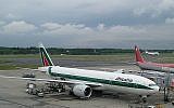 An Alitalia Boeing 777-200ER parked at Tokyo's Narita International Airport in 2006. (CC BY-SA, Wikimedia commons)