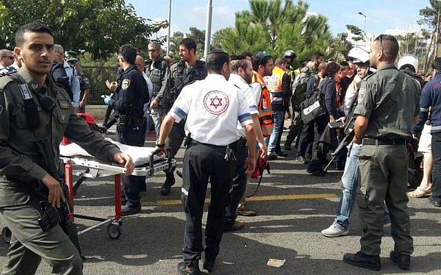 Paramedics arrive at the scene of a stabbing attack in Ammunition Hill in Jerusalem on October 30, 2015. (Magen David Adom) Paramedics arrive at the scene of a stabbing attack in Ammunition Hill in Jerusalem on October 30, 2015. (Magen David Adom)
