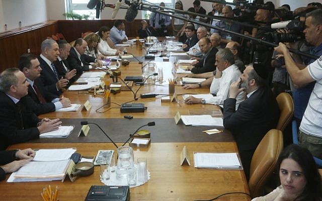 File: A weekly cabinet meeting at Prime Minister Benjamin Netanyahu's office in Jerusalem, May 26, 2015. (Marc Israel Sellem/Pool/Flash90) File: A weekly cabinet meeting at Prime Minister Benjamin Netanyahu's office in Jerusalem, May 26, 2015. (Marc Israel Sellem/Pool/Flash90)
