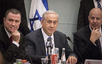 Prime Minister Benjamin Netanyahu attends the Foreign Affairs and Defense Committee at the Knesset, October 26, 2015. (Hadas Parush/Flash90)