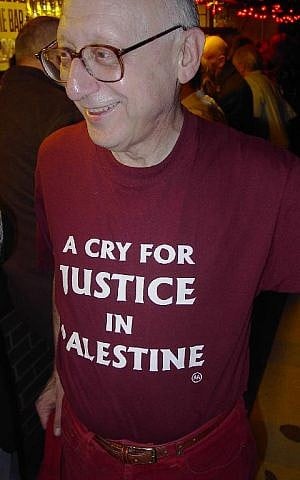 Gerald Kaufman (Rathfelder at English Wikipedia)