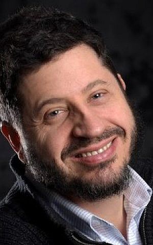 Eli Shur works as a life coach in Dayton (The Dayton Jewish Observer)