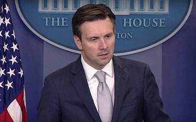 White House spokesman Josh Earnest speaking to reporters, October 7, 2015. (Screen capture/White House video) White House spokesman Josh Earnest speaking to reporters, October 7, 2015. (Screen capture/White House video)