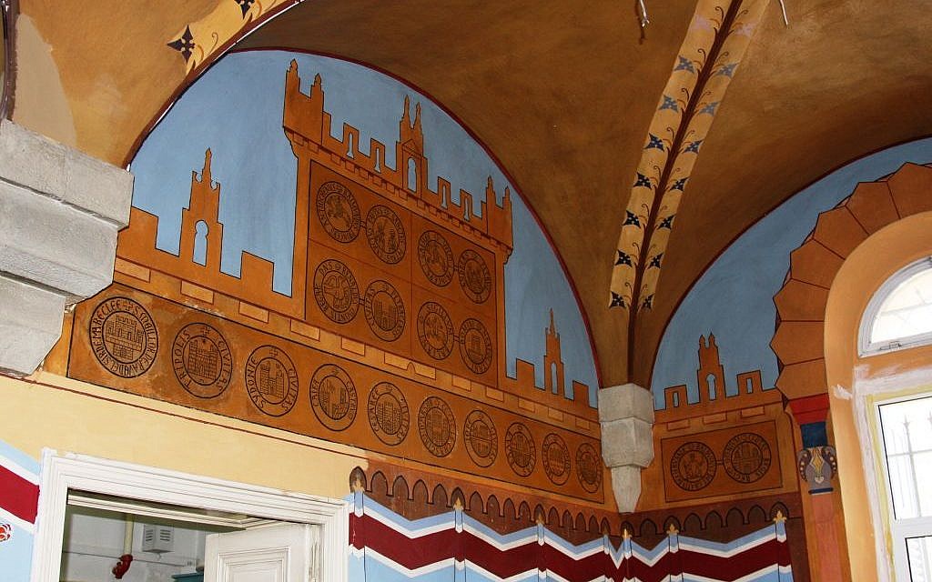 Newly discovered paintings by de Piellat at Le Hȏpital Saint-Louis (Shmuel Bar-Am)