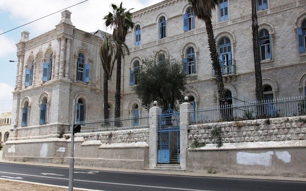 Le Hȏpital Saint-Louis (Shmuel Bar-Am)