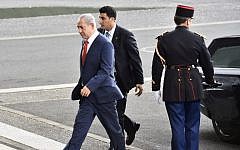 Prime Minister Benjamin Netanyahu arrives for the opening of the UN conference on climate change, on November 30, 2015 at Le Bourget, on the outskirts of the French capital Paris (AFP PHOTO / POOL / LOIC VENANCE)