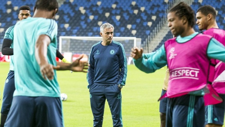 Chelsea's Portuguese head coach Jose Mourinho oversees a training session at the Sammy Ofer Stadium in the Israeli coastal city of Haifa on November 23, 2015, on the eve of their UEFA Champions League group G football match against Maccabi Tel Aviv. (AFP/ JACK GUEZ) Chelsea's Portuguese head coach Jose Mourinho oversees a training session at the Sammy Ofer Stadium in the Israeli coastal city of Haifa on November 23, 2015, on the eve of their UEFA Champions League group G football match against Maccabi Tel Aviv. (AFP/ JACK GUEZ)
