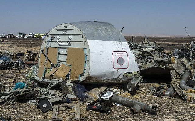 Debris of the A321 Russian airliner a day after the plane crashed in Wadi al-Zolomat, a mountainous area in Egypt's Sinai Peninsula, on November 1, 2015. (AFP/KHALED DESOUKI) Debris of the A321 Russian airliner a day after the plane crashed in Wadi al-Zolomat, a mountainous area in Egypt's Sinai Peninsula, on November 1, 2015. (AFP/KHALED DESOUKI)