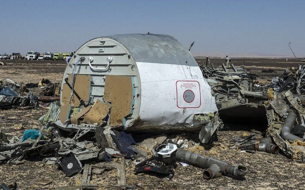 Debris of the A321 Russian airliner lie on the ground a day after the plane crashed in Wadi al-Zolomat, a mountainous area in Egypt's Sinai Peninsula, November 1, 2015. (AFP/Khaled Desouki) Debris of the A321 Russian airliner lie on the ground a day after the plane crashed in Wadi al-Zolomat, a mountainous area in Egypt's Sinai Peninsula, November 1, 2015. (AFP/Khaled Desouki)