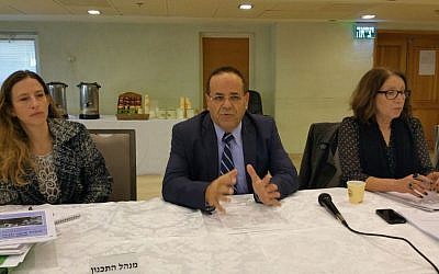 Deputy Minister for Regional Cooperation Ayoub Kara speaks at a meeting of the National Planning and Building Council to approve the establishment of a the Druze town of Ahuzat Naftali, November 25, 2015. (Photo courtesy of Ayoub Kara)