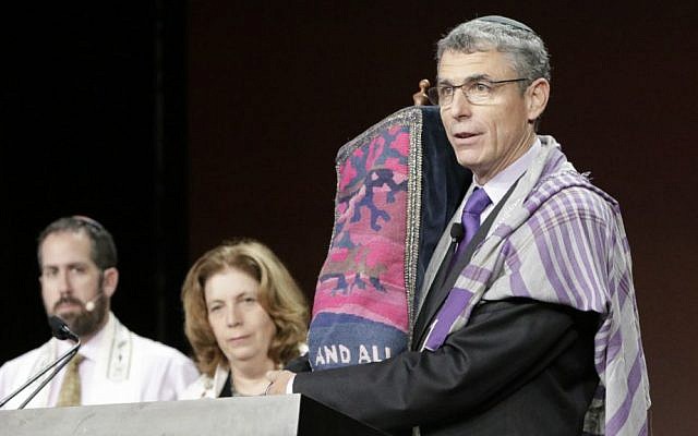 Rabbi Rick Jacobs, the Union for Reform Judaism president, speaking at the movement's biennial conference in Orlando, Florida, November 7, 2015. (URJ/via JTA)
