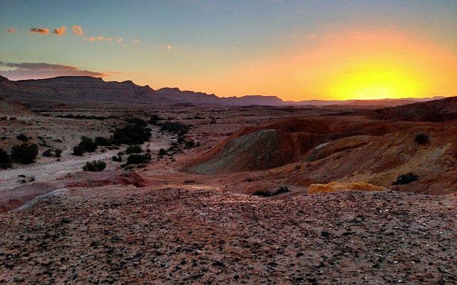 Sunset in the Negev Desert near Yeruham. (Wikimedia Commons/Matthew Parker)