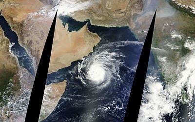 The cyclone Chapala can clearly be seen in the center of the image, taken from a satellite image posted on Sunday, November 1, 2015. (Screen capture Open Weather Maps)