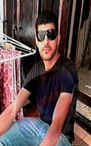 Raid Halil bin Mahmoud, suspected in a stabbing attack in Tel Aviv on Thursday, November 19, 2015 (screen capture: Channel 2) Raid Halil bin Mahmoud, suspected in a stabbing attack in Tel Aviv on Thursday, November 19, 2015 (screen capture: Channel 2)