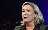 French far-right Front National (FN) party head Marine Le Pen delivers a speech during a campaign meeting in Nimes on December 2, 2015 ahead of regional elections. (AFP/Pascal Guyot)
