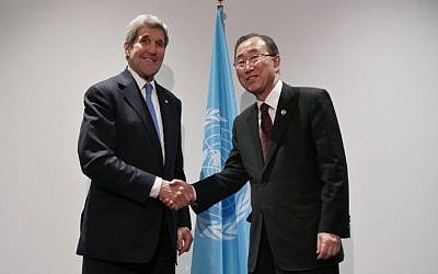 US Secretary of State John Kerry shakes hands with United Nations Secretary General Ban Ki-moon as they pose after a meeting on the sidelines of the COP 21 United Nations conference on climate change on December 8, 2015 in Le Bourget, on the outskirts of Paris. (AFP / POOL / MANDEL NGAN) US Secretary of State John Kerry shakes hands with United Nations Secretary General Ban Ki-moon as they pose after a meeting on the sidelines of the COP 21 United Nations conference on climate change on December 8, 2015 in Le Bourget, on the outskirts of Paris. (AFP / POOL / MANDEL NGAN)