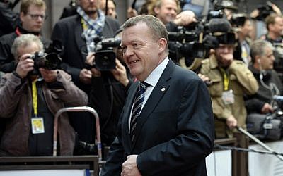 Danish Prime Minister Lars Lokke Rasmussen arrives for a European Union (EU) Summit at the EU Council building in Brussels, December 18, 2015. (AFP/THIERRY CHARLIER)