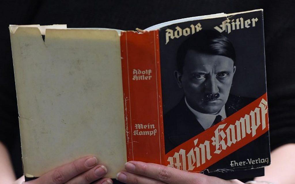 A German edition of Adolf Hitler's 'Mein Kampf' at the Berlin Central and Regional Library (Zentrale Landesbibliothek, ZLB), December 7, 2015. (AFP/Tobias Schwarz) A German edition of Adolf Hitler's 'Mein Kampf' at the Berlin Central and Regional Library (Zentrale Landesbibliothek, ZLB), December 7, 2015. (AFP/Tobias Schwarz)