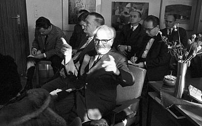 This file photo taken on February 13, 1964 shows German general prosecutor Fritz Bauer (C) giving a press conference on the death of so-called Euthanasie Professor, German psychiatrist and Nazi Werner Heyde. (AFP/DPA/ROLAND WITSCHEL)