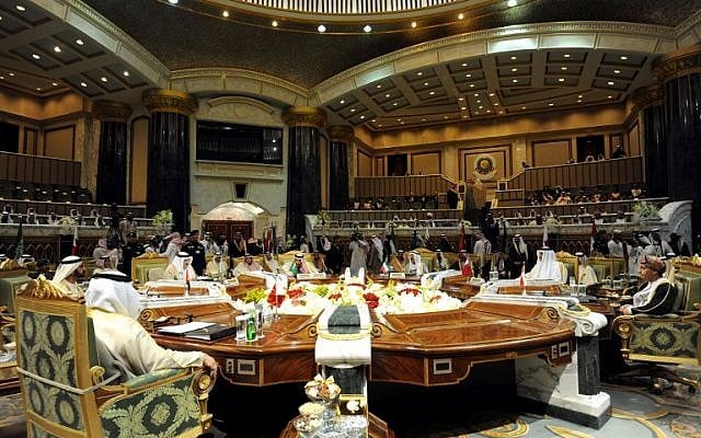 A picture taken on December 10, 2015 shows a general view of the second day of the 136th Gulf Cooperation Council summit held in Riyadh. AFP/ FAYEZ NURELDINE)