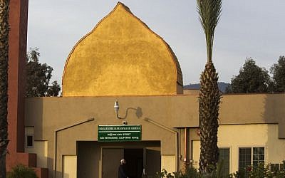 The Dar-Al-Uloom, Al-Islamiyah of America mosque stands on Thursday, December 3, 2015 in San Bernardino, California, frequented by Syed Farook, who the previous day killed 14 people with his wife. (AFP PHOTO / PATRICK T. FALLON)