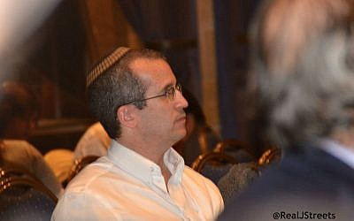 Rabbi Chuck Davidson is one of a handful of Orthodox clergy publicly performing unsanctioned halachic marriages. (courtesy)
