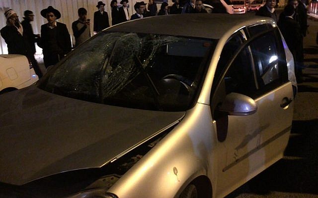 The car used in the stabbing attack on Jerusalem's Yermiyahu street on December 6, 2015. (Israel Police)