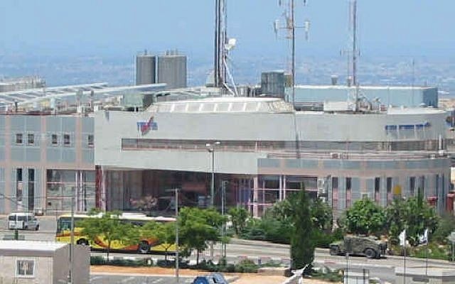 The Barkan Industrial Park next to the West Bank settlement of Ariel. (Photo by Shuki/Wikipedia CC BY-SA 3.0)